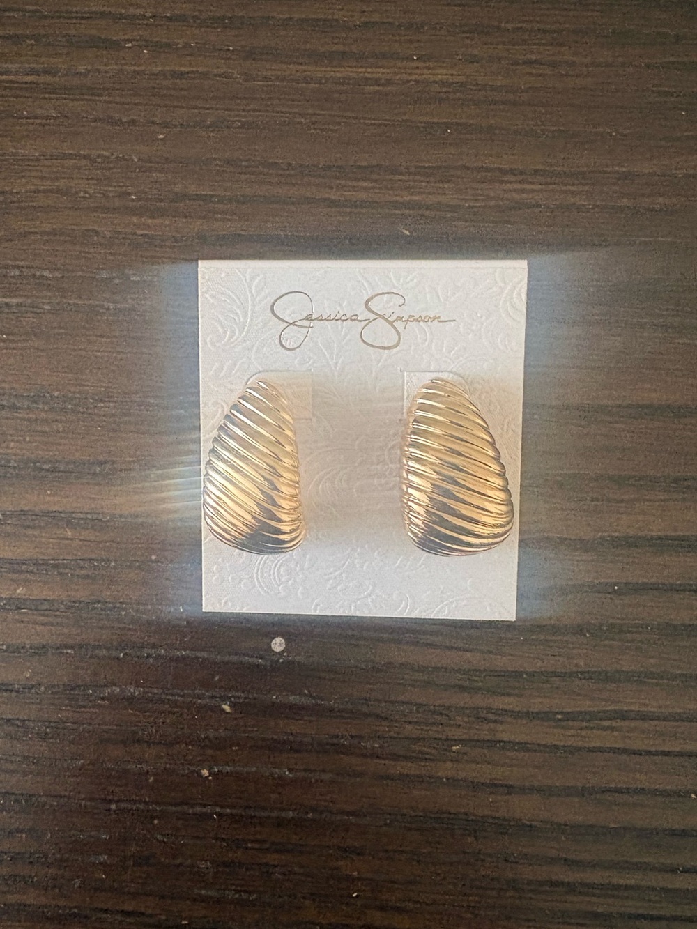 NEW Jessica Simpson Gold Ribbed Earrings